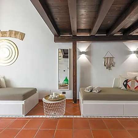 Old Town Loft M8 4*