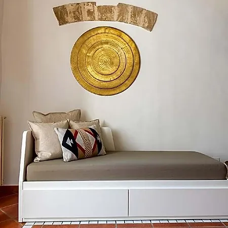 Hotel Old Town Loft M8 4*