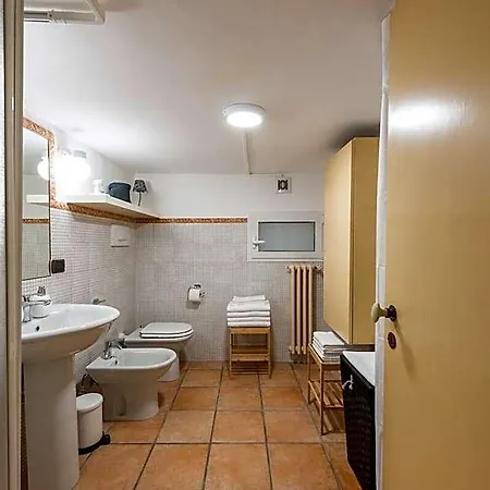Hotel Old Town Loft M8 4*